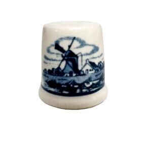 🧵🪡Delft Blue Porcelain Thimble Windmill Holland VTG